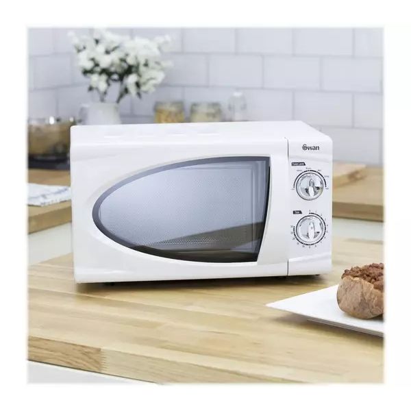 Swan Manual Microwave 800W White