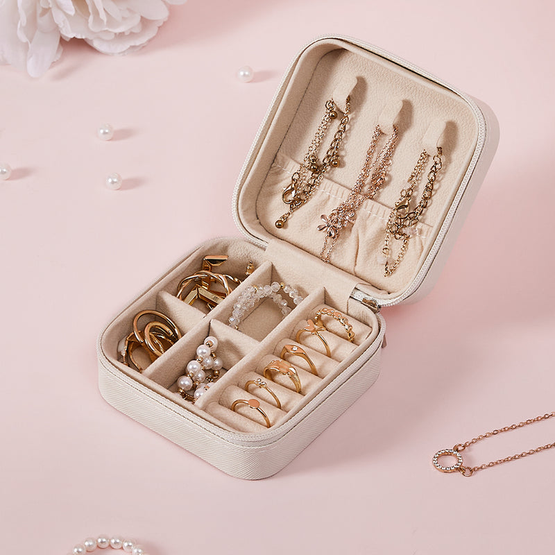Sheonly Portable Small Faux Leather Jewellery Box
