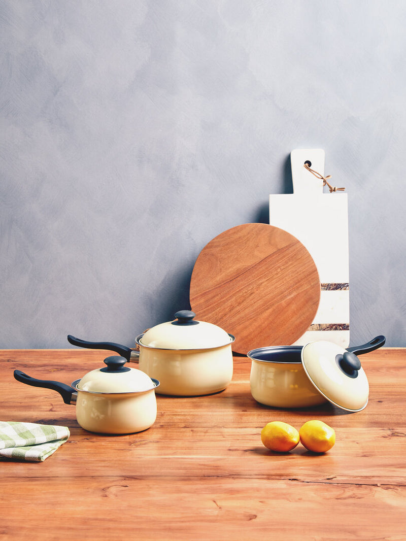 Viggo 3 Piece Cream Saucepan Set with Lids