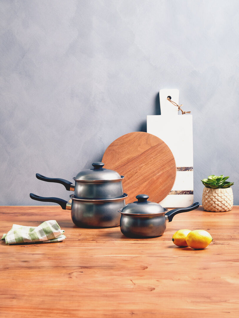 Viggo 3 Piece Black Saucepan Set with Lids