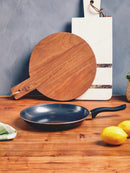 Viggo 24cm Black Frying Pan