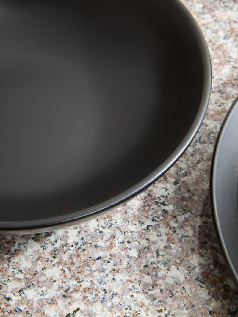 Elmira 16 Piece Black Stoneware Dinner Set