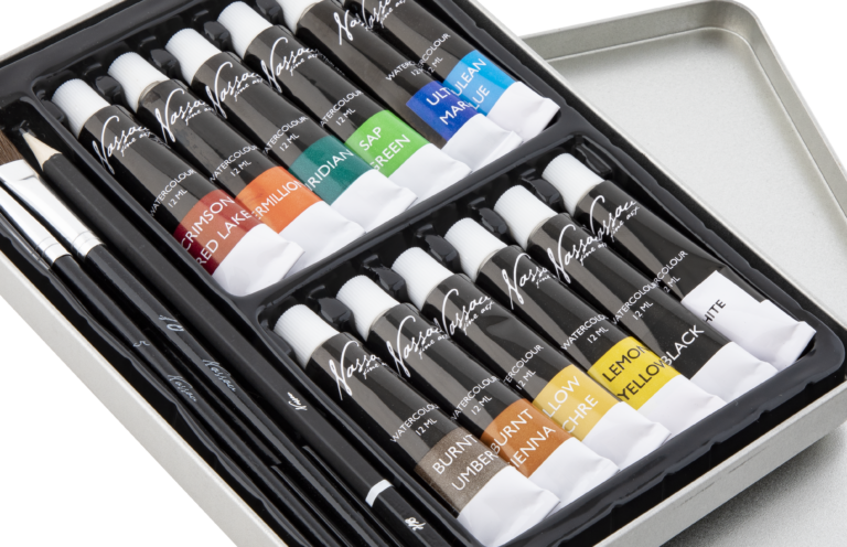 16 Piece Watercolour Art Set