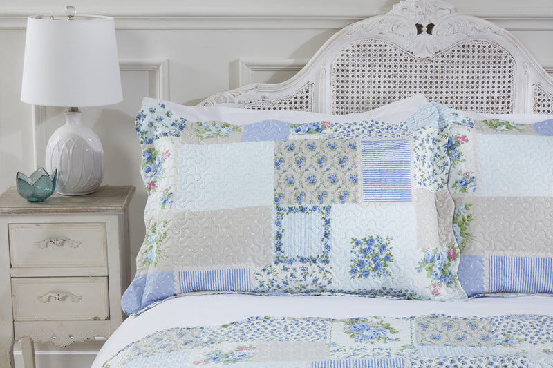 Cotswold - Quilted Patchwork Bedspread Set in Blue