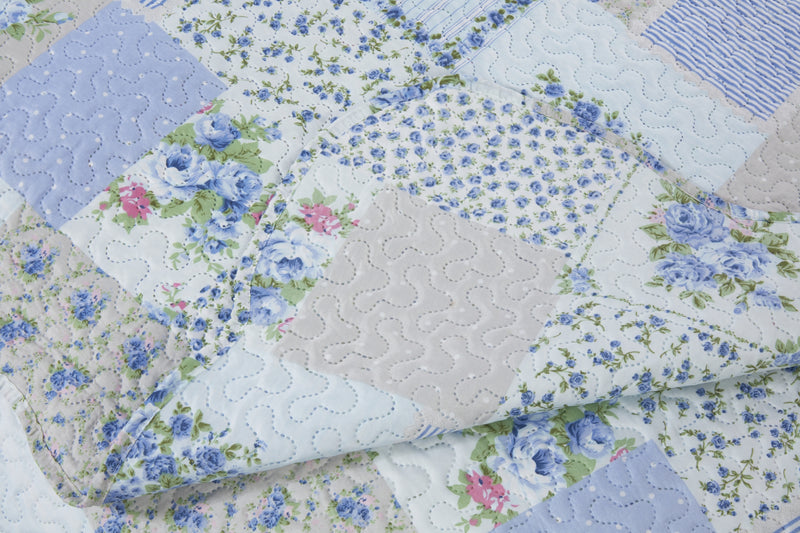 Cotswold - Quilted Patchwork Bedspread Set in Blue
