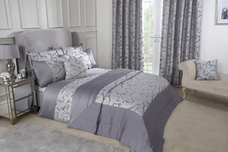 Duchess -  Jacquard Cushion Cover in Silver