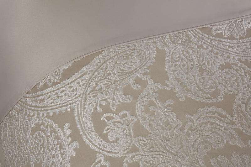 Duchess - Embellished Jacquard Duvet Set in Cream