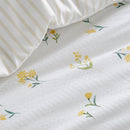 D & D Ditsy Floral Seersucker Duvet Cover Set in Yellow