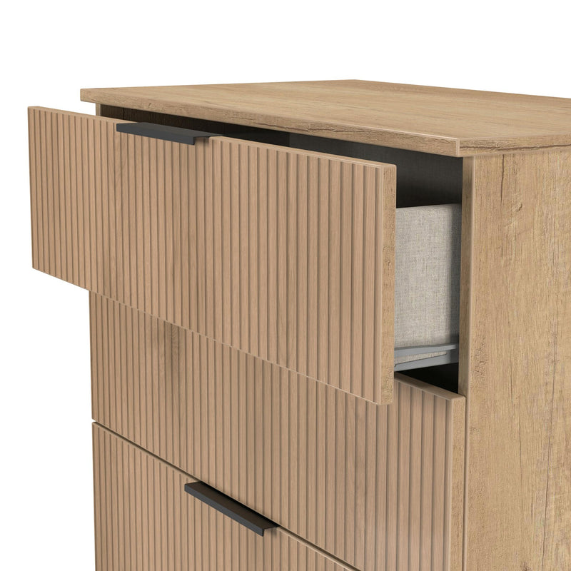 Alaska Ready Assembled 4 Drawer Deep Chest in Slat Effect & Nebraska Oak