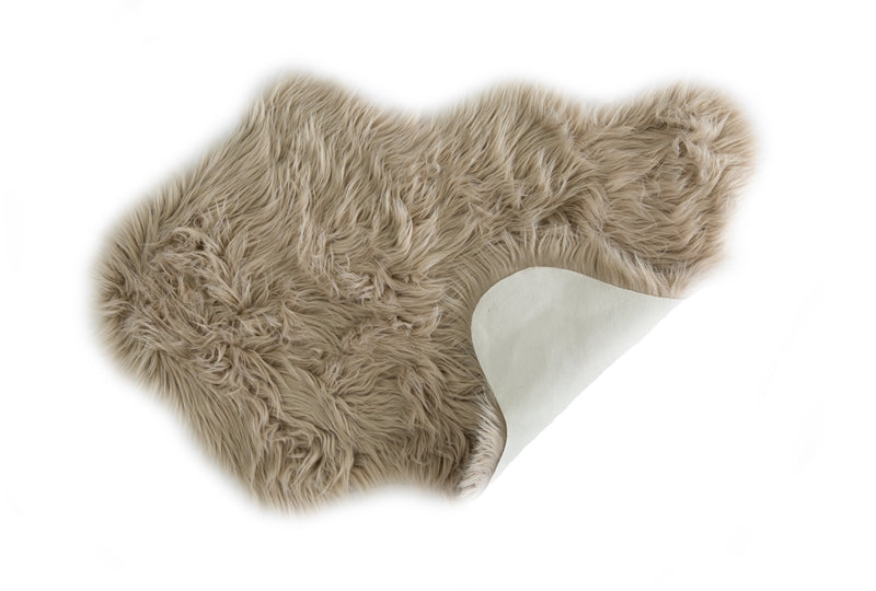 Lux - Faux Fur Room Rug in Latte