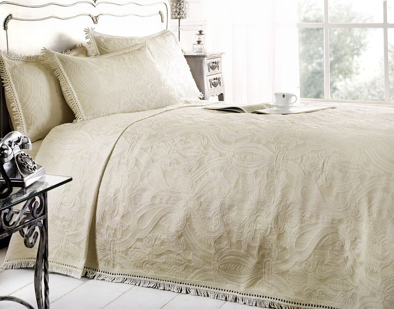 Mafalda - Cotton Rich Jacquard Pillow Sham in Cream