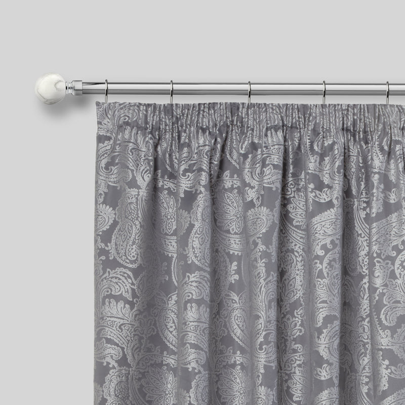 Marble - Extendable Curtain Pole with rings and pair of end finials in Brushed Silver