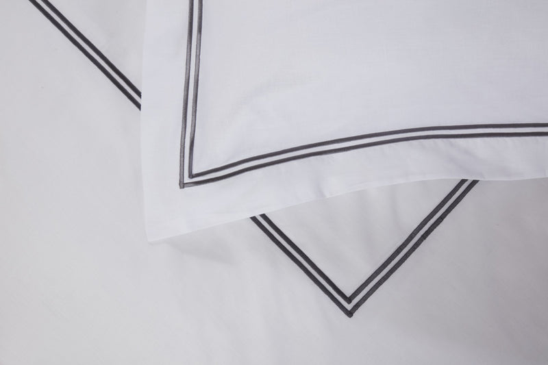 Mayfair - Embroidered Duvet Set With Oxford Pillowcase In Graphite
