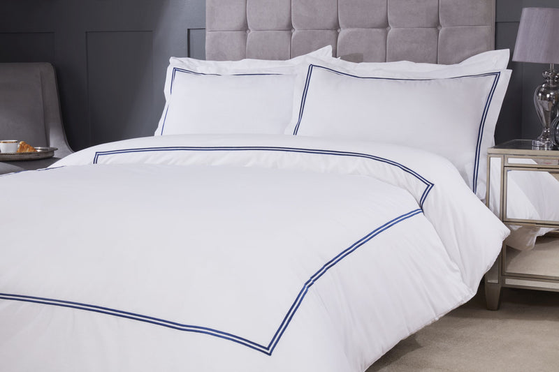Mayfair - Embroidered Duvet Set With Oxford Pillowcase In Navy