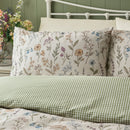 D & D Meadow Floral Duvet Cover Set in Multi