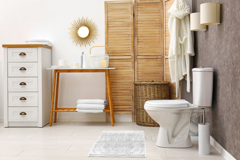 Noodle Soft Touch Non-Slip Bathroom Rug in White