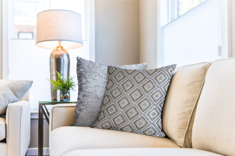 Pisa Geometric Jacquard Cushion Cover in Silver
