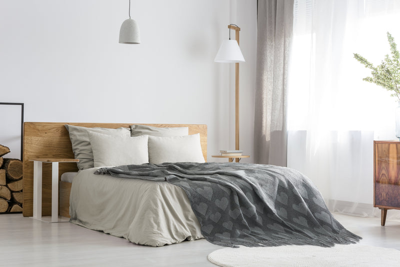 Heart - Recycled Cotton Throw With Heart Design In Grey (70" x 100")