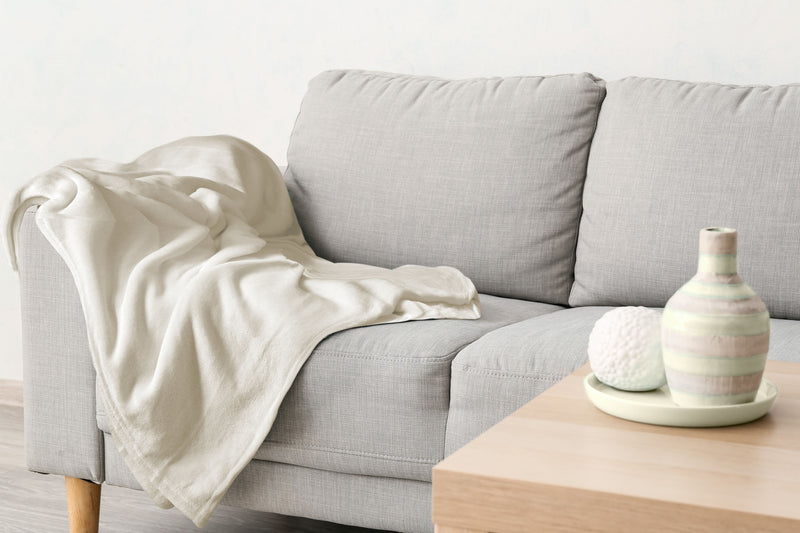 Snug Flannel Fleece Blanket ? Super Soft Throw in Cream