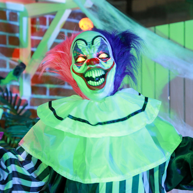 HOMCOM Halloween Clown Animatronic Prop with Light Up Eyes, for Indoor Outdoor
