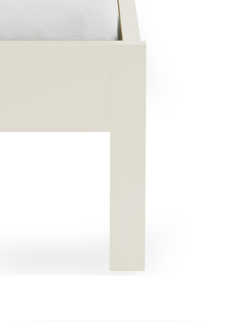 Coxmoor 135cm Bed - Ivory