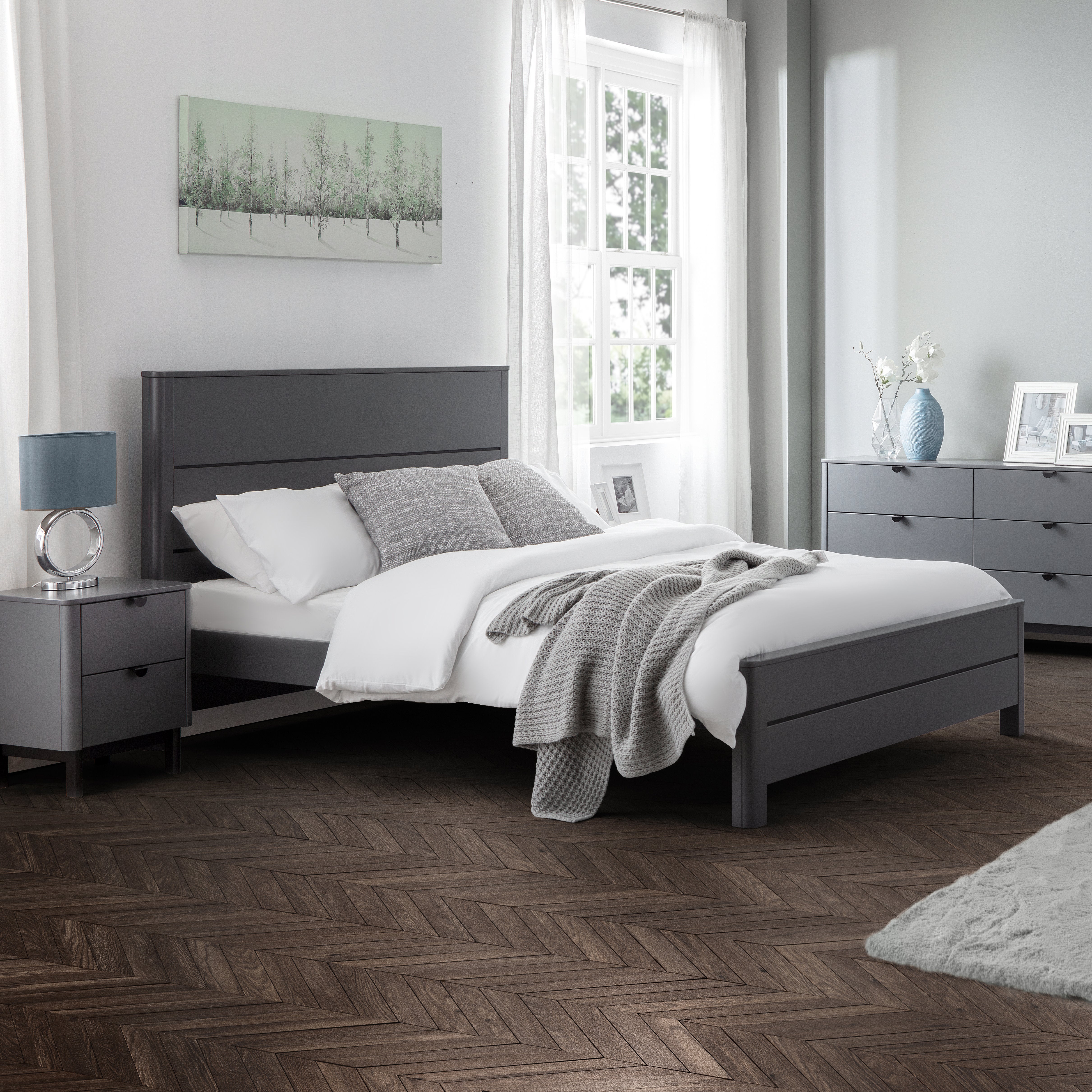 Yesaul Chloe 150cm King Bed