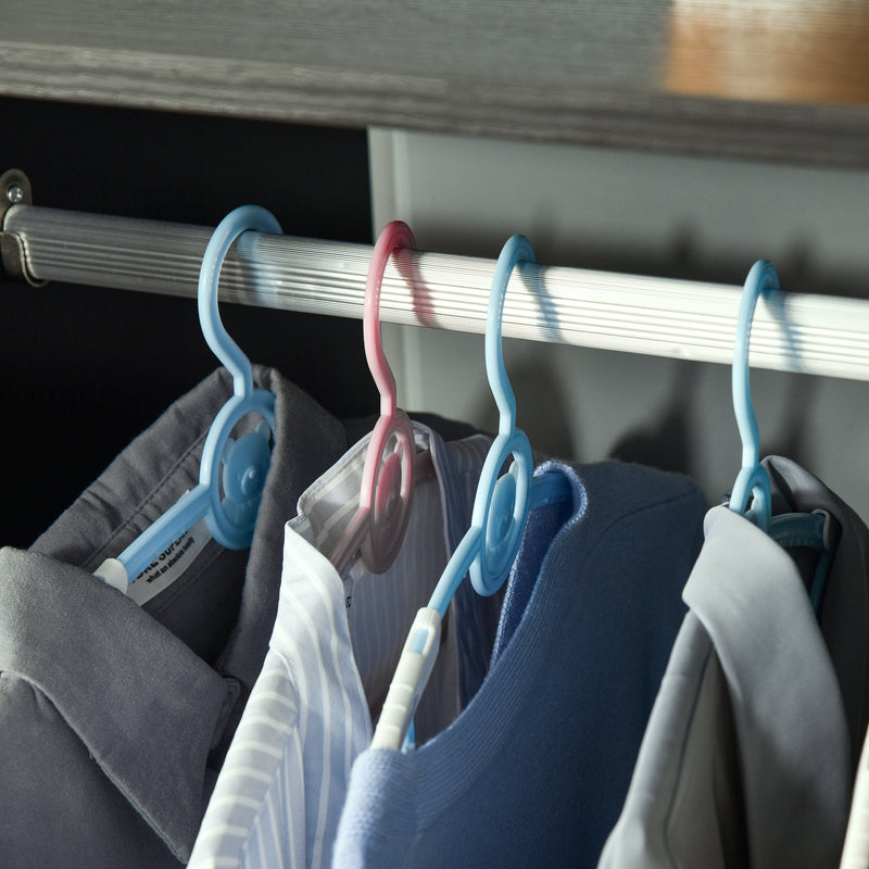 Open Wardrobe with Hanging Rod and Storage Shelves Mobile Garment Rack on Wheels Bedroom, Cloakroom, Black Clothing Organizer