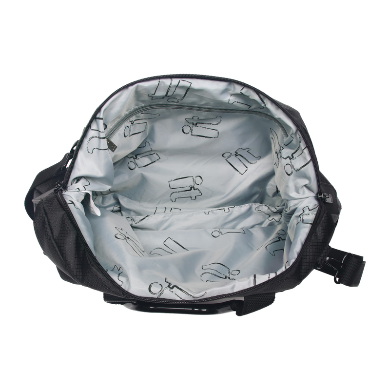 IT Worlds Lightest Luggage - Black