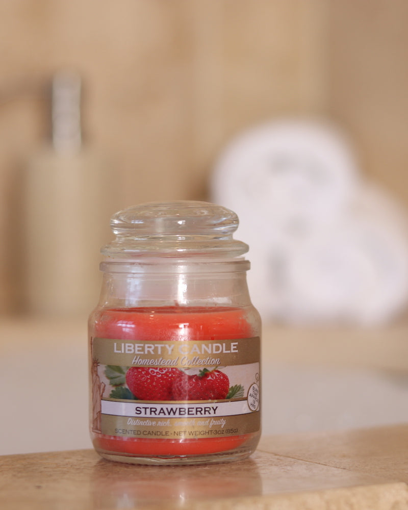 Homestead Candle  3oz Glass Jar Bubble Lid Strawberry
