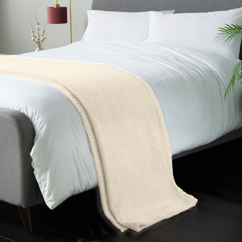 Lewis's Super Soft Waffle Throw - Cream