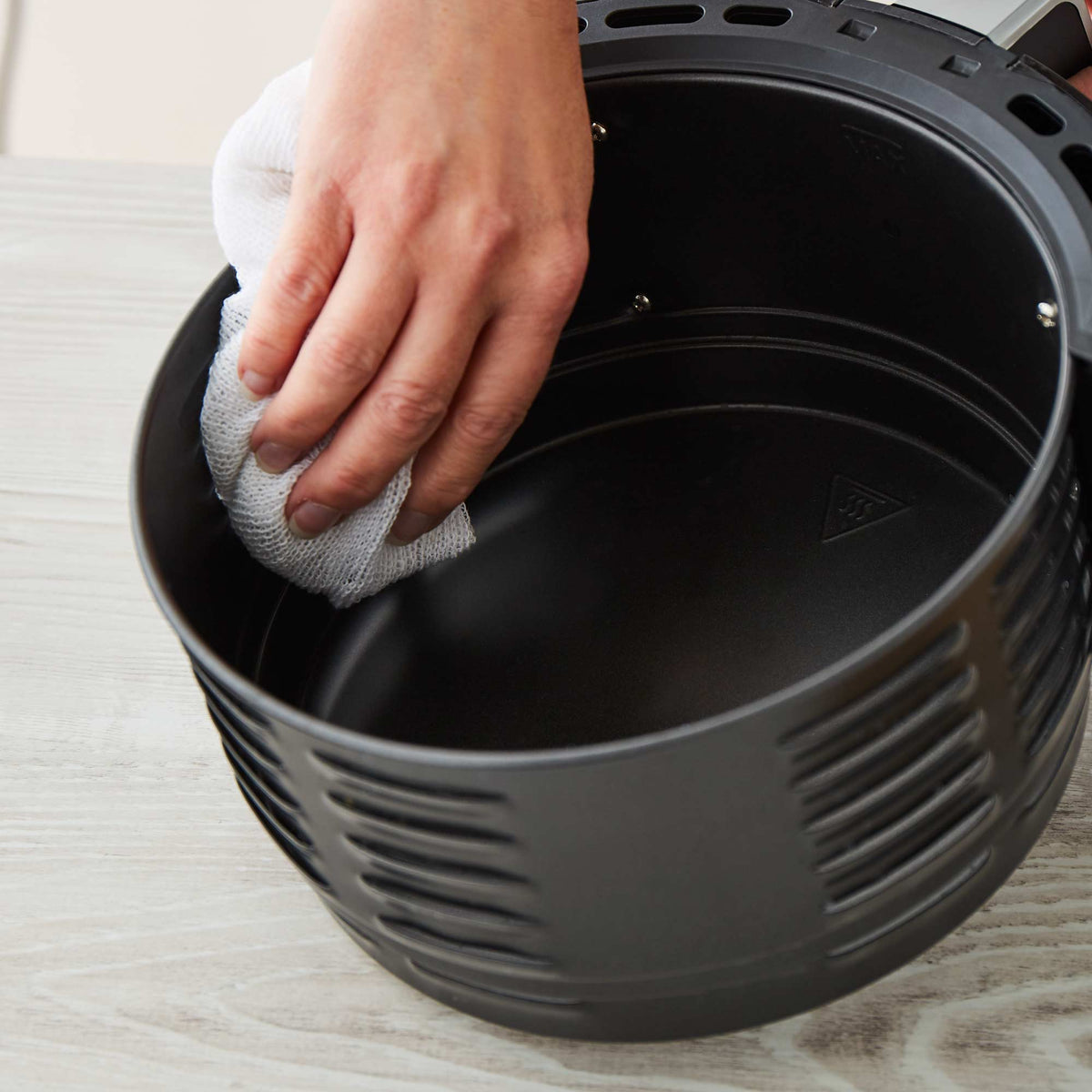 Tower Vortex Manual Air Fryer 3.2L Black