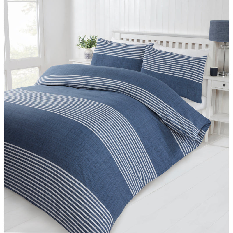 Lewis's Manhattan Duvet Set - Navy Blue