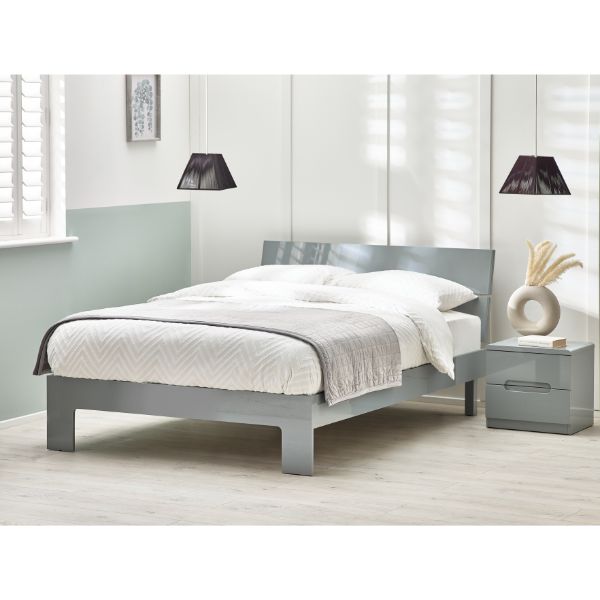 Manhattan Bed Double 135cm Grey
