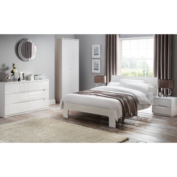 Manhattan Bed Double 135cm White