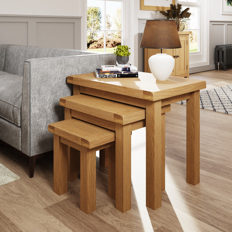 Tunbridge Oak Nest of 3 Tables 65 x 42 x 54 cm