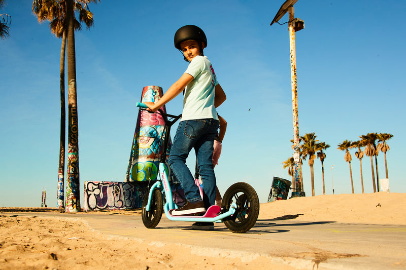 Razor Flashback Scooter - Blue