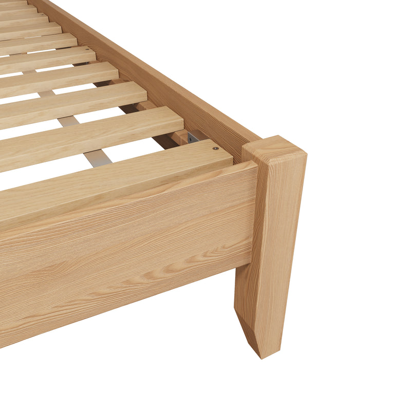 Shrewsbury Light Oak Bed 5' King 166 x 214 x 110 cm