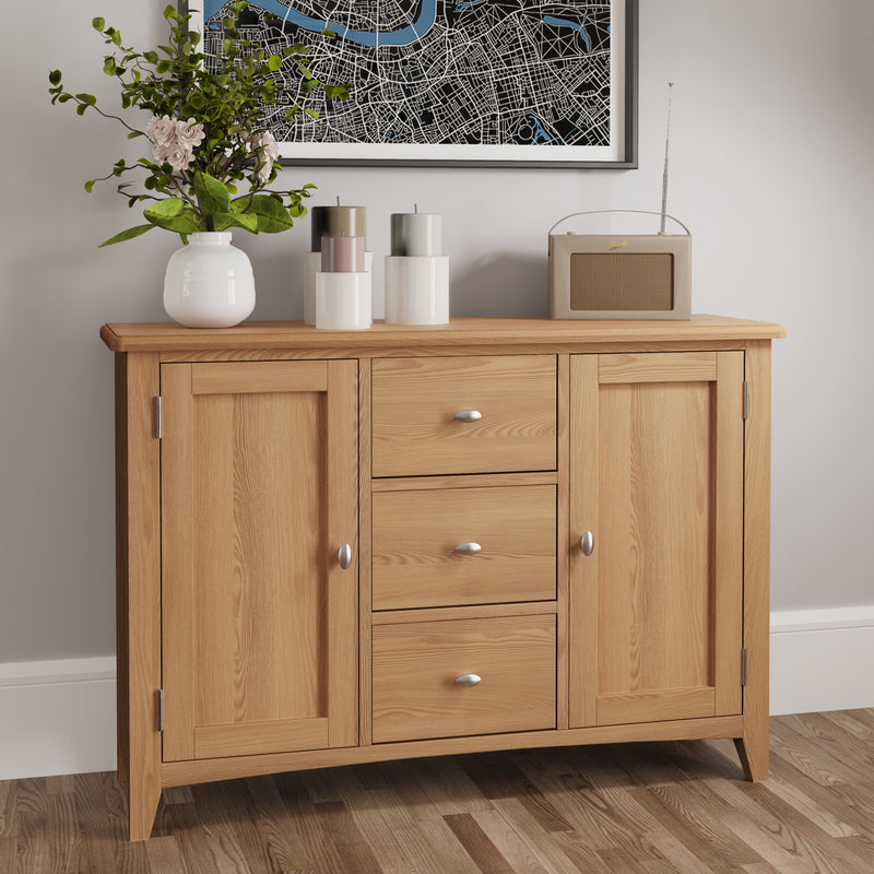 Shrewsbury Light Oak Large Sideboard 115 x 34 x 80 cm