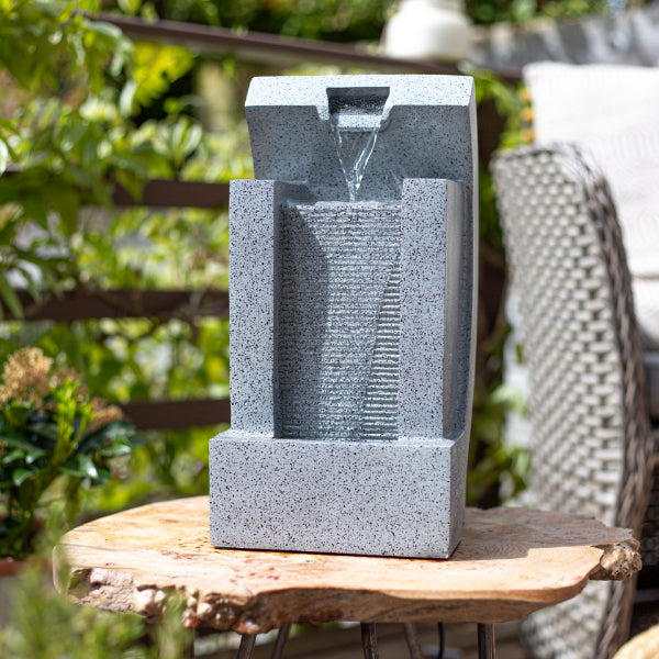 La Hacienda Kiso Column Water Feature