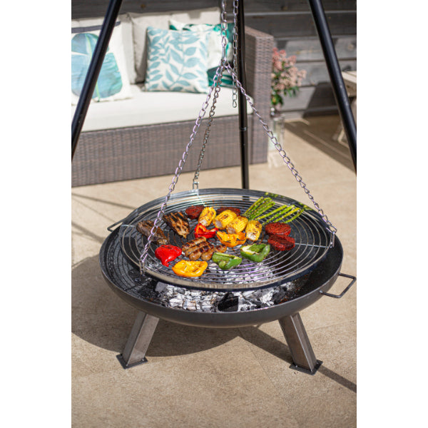 La Hacienda BBQ - Tripod With Hanging Grill